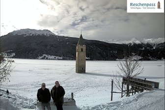 Webcam on the steeple of Lake Reschen