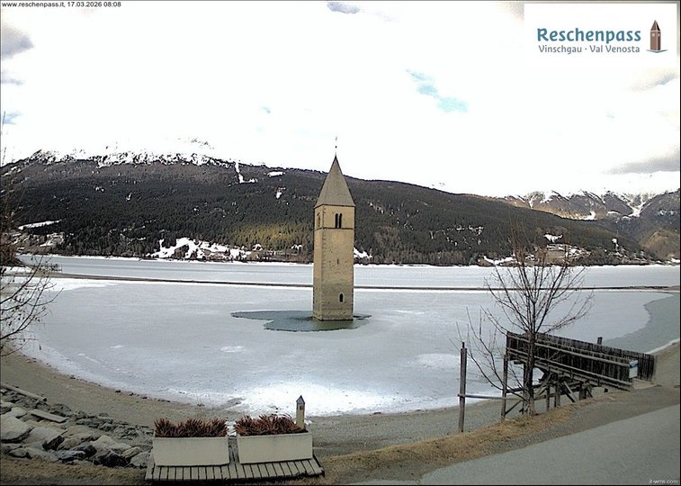 Webcam auf den Kirchturm im Reschensee