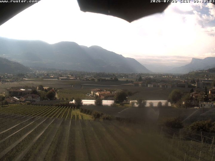 Webcam Merano e la Val d'Adige