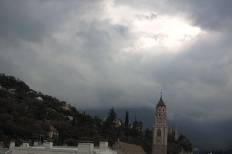 Webcam on the old town of Merano