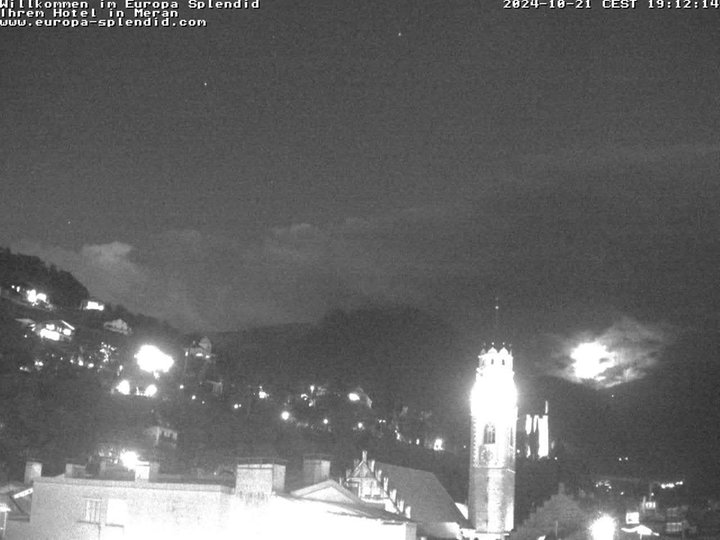 Webcam on the old town of Merano