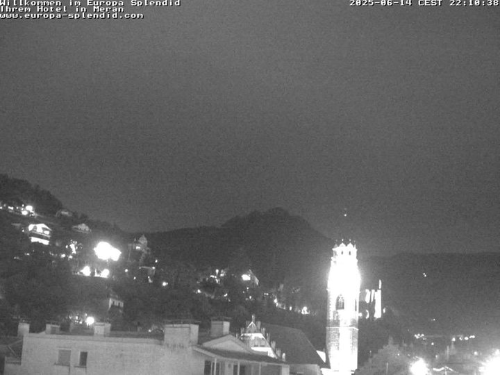 Webcam on the old town of Merano