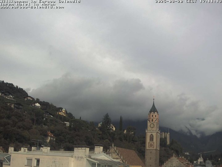 Webcam on the old town of Merano