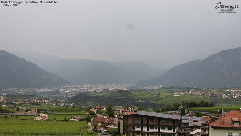 Webcam from Eppan towards the Sarntal Alps