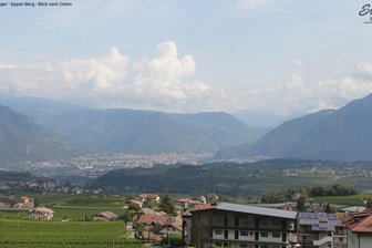 Webcam da Appiano Monte verso le Alpi Sarentine