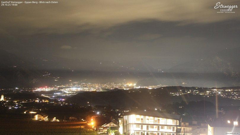 Webcam da Appiano Monte verso le Alpi Sarentine