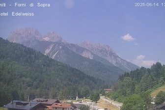 Webcam da Forni di Sopra verso le Dolomiti Friuliane