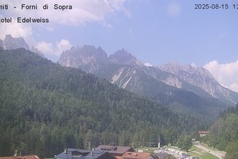 Webcam da Forni di Sopra verso le Dolomiti Friuliane