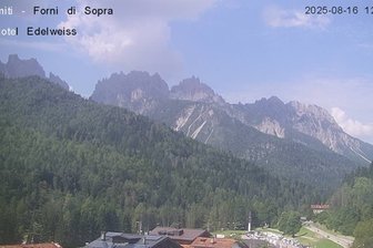 Webcam from Forni di Sopra towards the Friaulian Dolomites