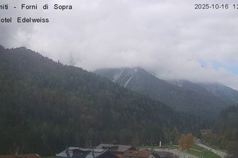 Webcam da Forni di Sopra verso le Dolomiti Friuliane