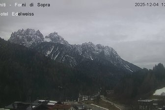 Webcam da Forni di Sopra verso le Dolomiti Friuliane
