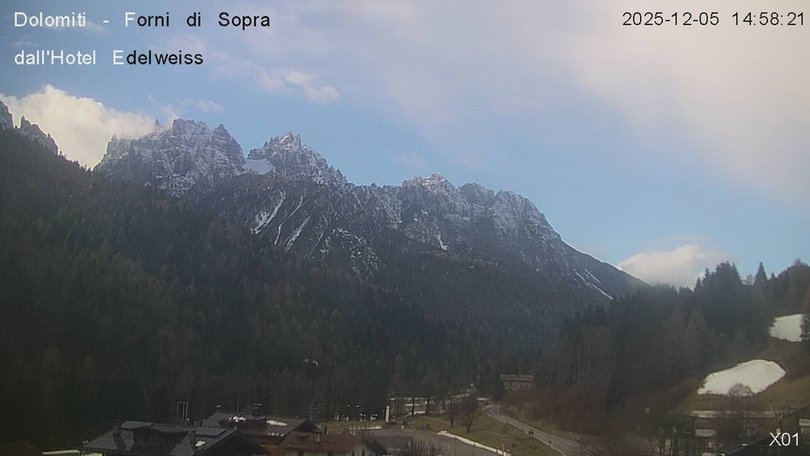 Webcam da Forni di Sopra verso le Dolomiti Friuliane