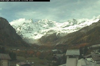 Webcam from Courmayeur to the Mont Blanc