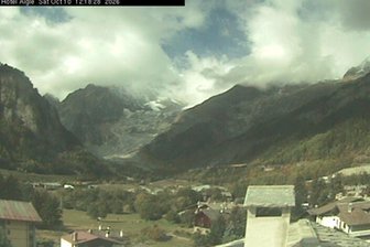 Webcam da Courmayeur verso il Monte Bianco