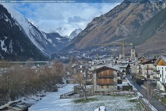 Webcam from Morgex towards the Mont Blanc