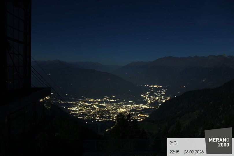 Webcam from Merano 2000 looking over the city of Merano