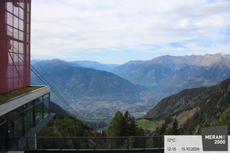 Webcam from Merano 2000 looking over the city of Merano