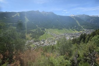 Webcam on the village of Aprica and the Pian di Gembro Reserve