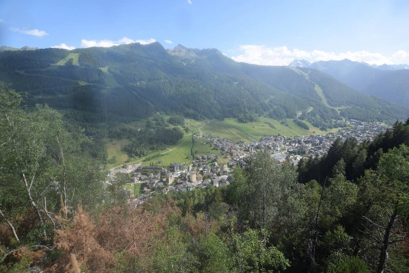 Webcam on the village of Aprica and the Pian di Gembro Reserve