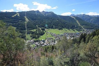 Webcam on the village of Aprica and the Pian di Gembro Reserve