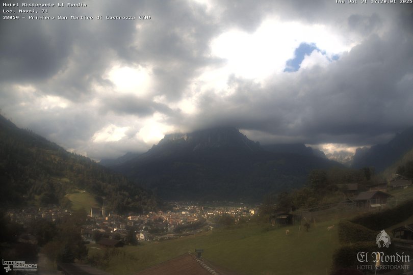 Webcam on the Pala group