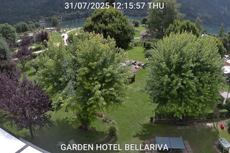 Webcam towards the beach of Lake Molveno / Molvenosee