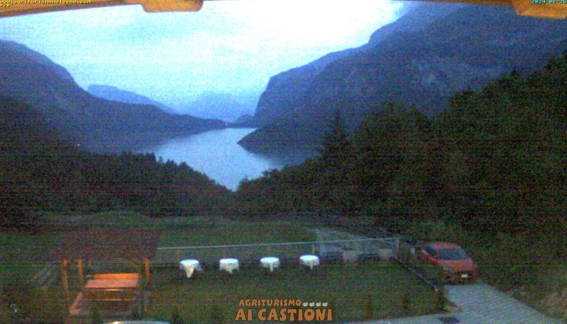 Webcam sul lago di Molveno nelle Dolomiti di Brenta
