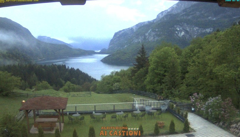 Webcam on Lake Molveno in the Brenta Dolomites