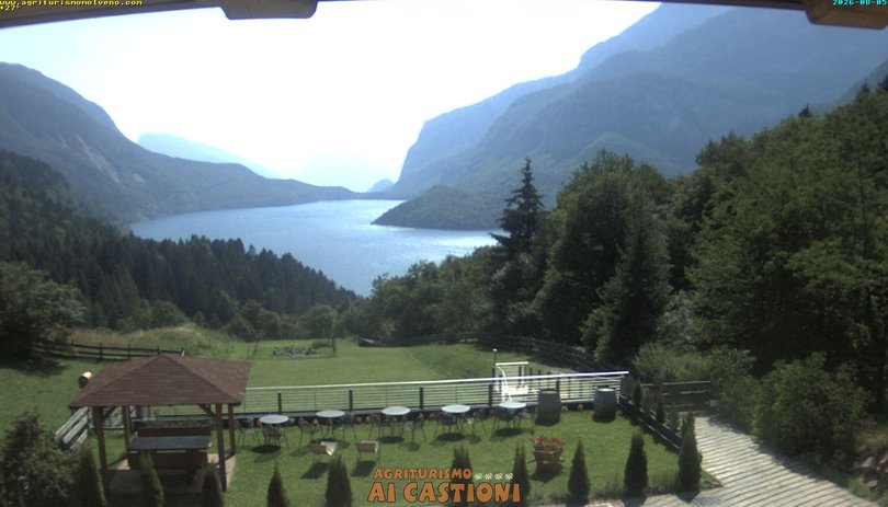 Webcam sul lago di Molveno nelle Dolomiti di Brenta