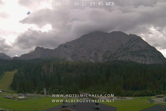 Webcam in Sappada facing towards Monte Siera