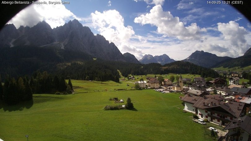 Webcam da Cima Sappada verso il Monte Siera