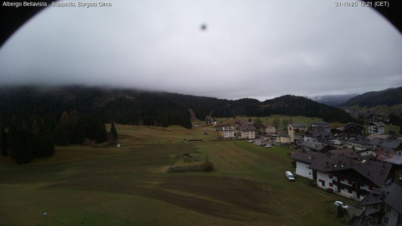 Webcam von Cima Sappada in Richtung Berg Monte Siera