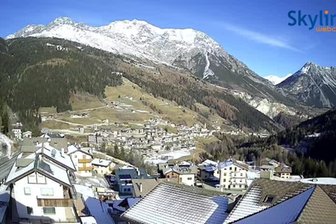 Webcam from Valdidentro towards the Stelvio Pass