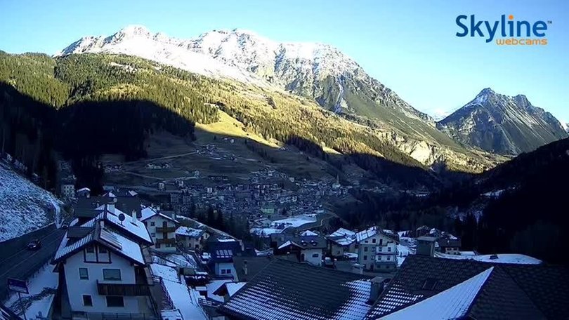 Webcam from Valdidentro towards the Stelvio Pass