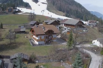 Webcam in San Vigilio di Marebbe towards Erta slope