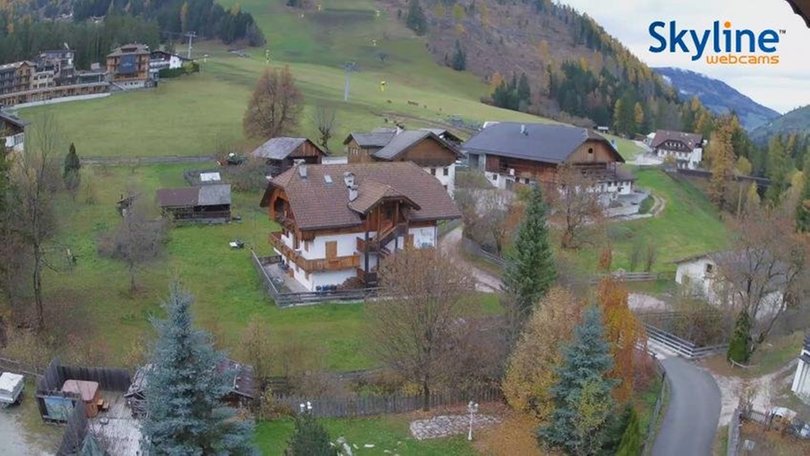 Webcam in St. Vigil in Enneberg in Richtung Piste Erta