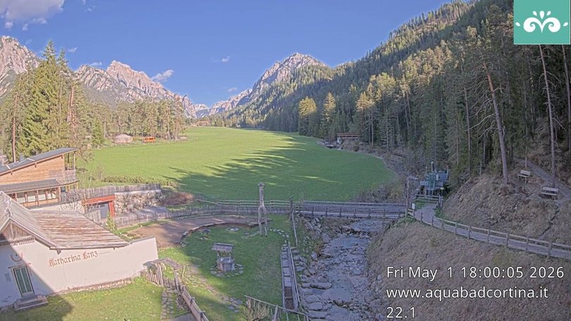 Webcam in St. Vigil in Richtung Fanes-Sennes-Prags