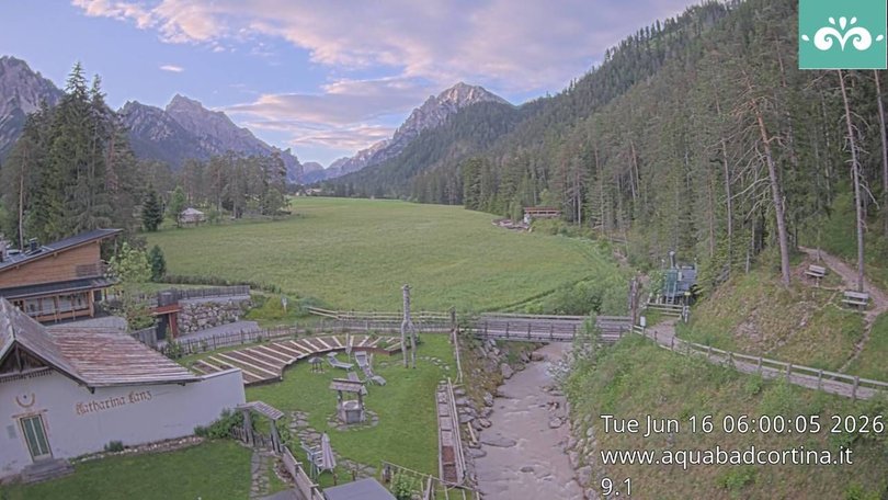 Webcam in St. Vigil in Richtung Fanes-Sennes-Prags